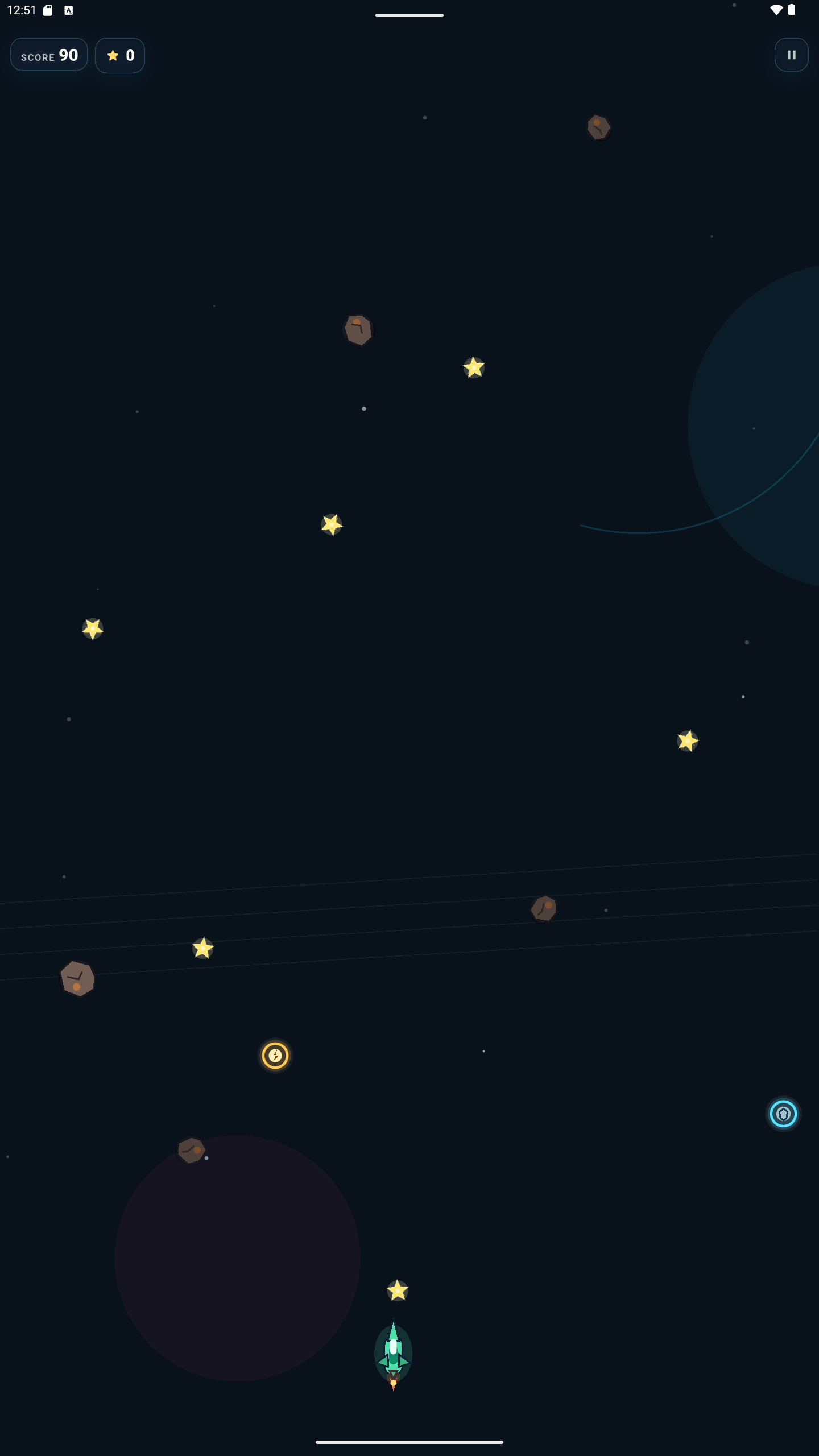 Screenshot rozgrywki Rocket Road z rakietą w kosmicznym poziomie arcade